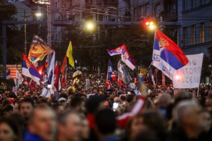 Massenproteste in Serbien fordern Ende der Regierung Vucic