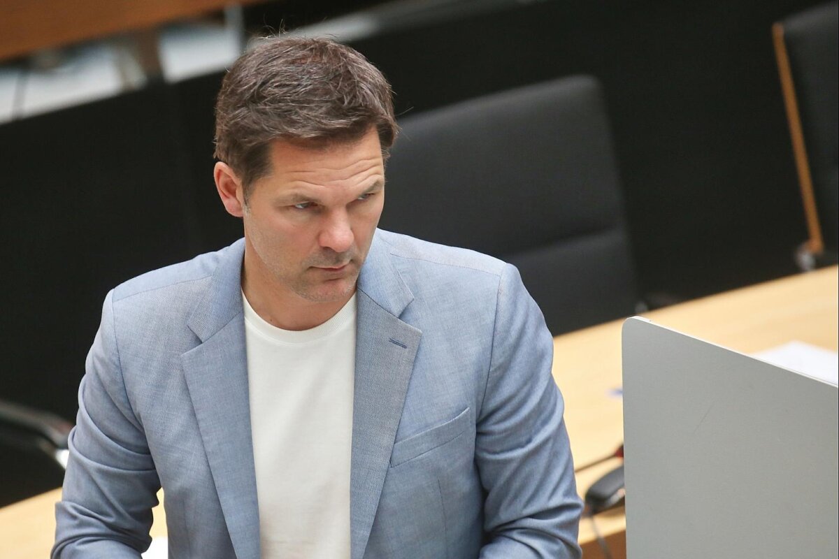 Berliner SPD-Chef Krach fordert härteren Kurs gegen Kriminelle