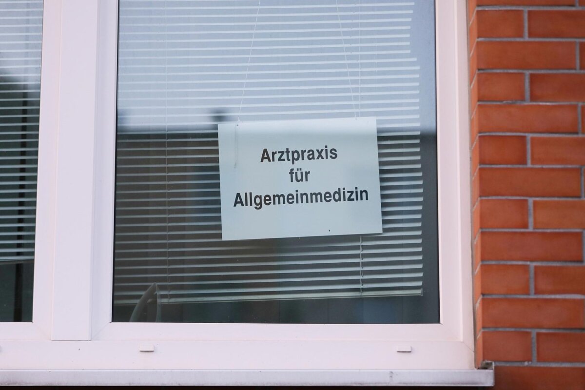 Hausärzteverband warnt vor Kassen-Einsicht in Patientenakten