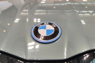BMW verkauft neuen Elektro-SUV in Europa doppelt so oft wie Mercedes