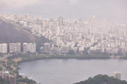 Flávio Bolsonaro verlässt trotz Ausreiseverbot Brasilien