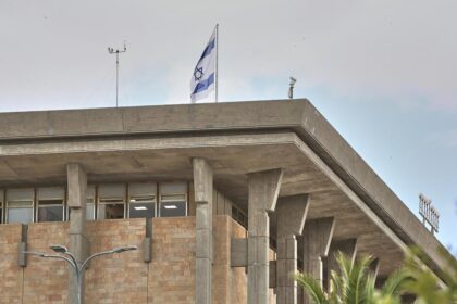 Wahllokale in Israel geöffnet – Richtungsentscheidung erwartet