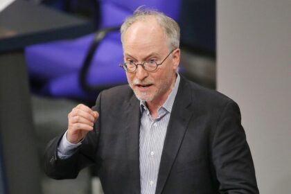 Grüne kritisieren Bilgers Bahn-Konzept