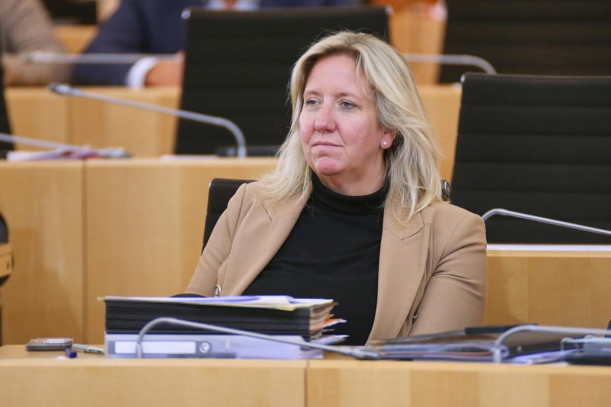 SPD-Politiker Zorn sieht mögliche Claus-Kandidatur kritisch