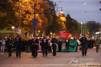 Protest gegen Bildungskürzungen und Krieg: 1.000 Menschen in Augsburg auf der Straße