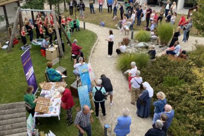 Hospiz Augsburg zeigt Trauertattoo-Ausstellung im Oktober