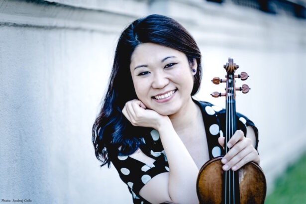 Tianwa Yang gibt Debüt als Artist in Residence in Augsburg